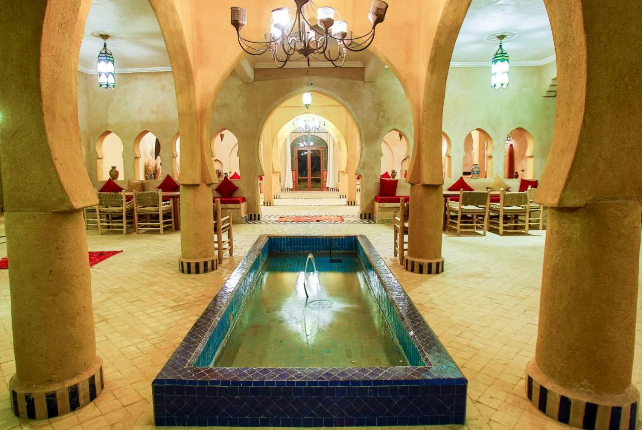 Riadsuerteloca Merzouga Hassilabied エクステリア 写真 The interior of the hotel