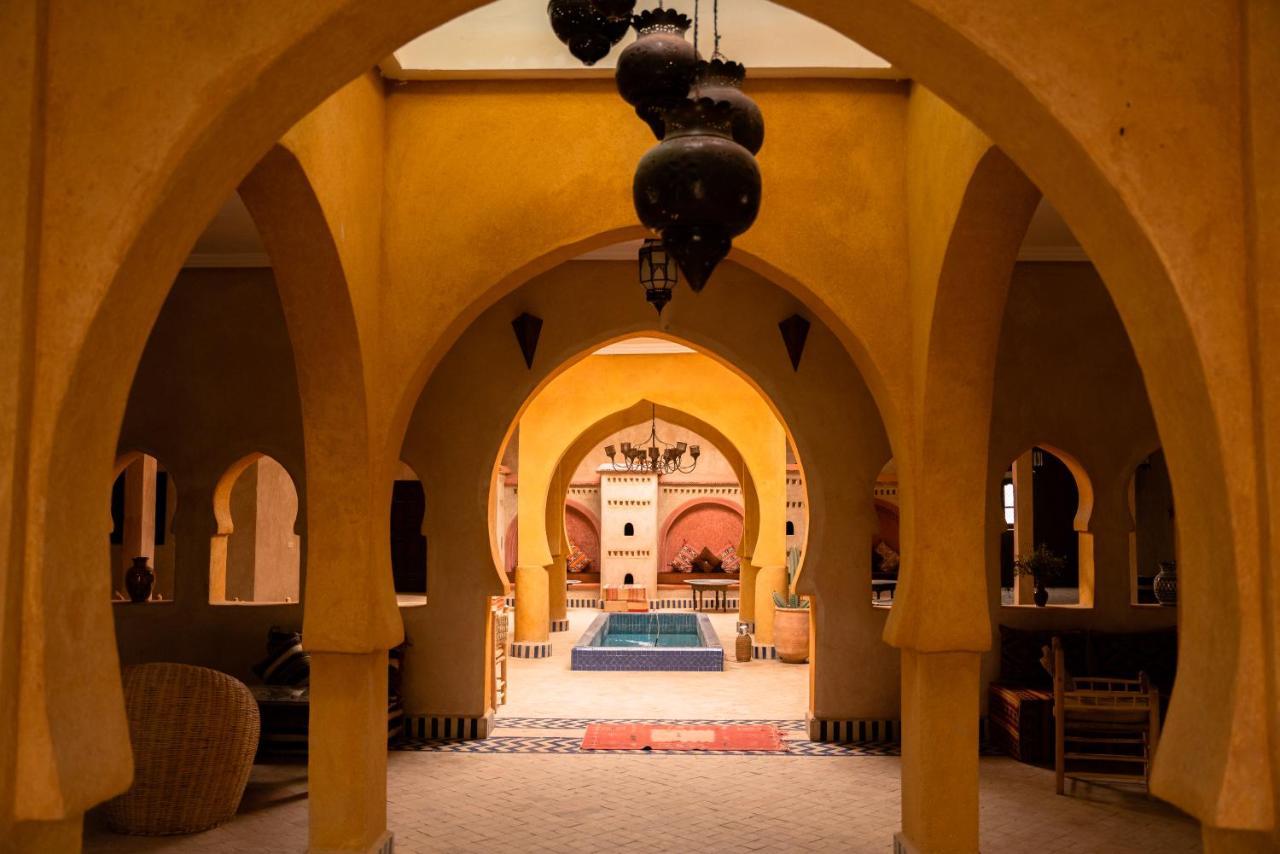 Riadsuerteloca Merzouga Hassilabied エクステリア 写真 Interior of the Riad