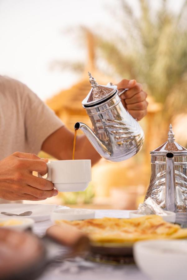 Riadsuerteloca Merzouga Hassilabied エクステリア 写真 Arabic coffee