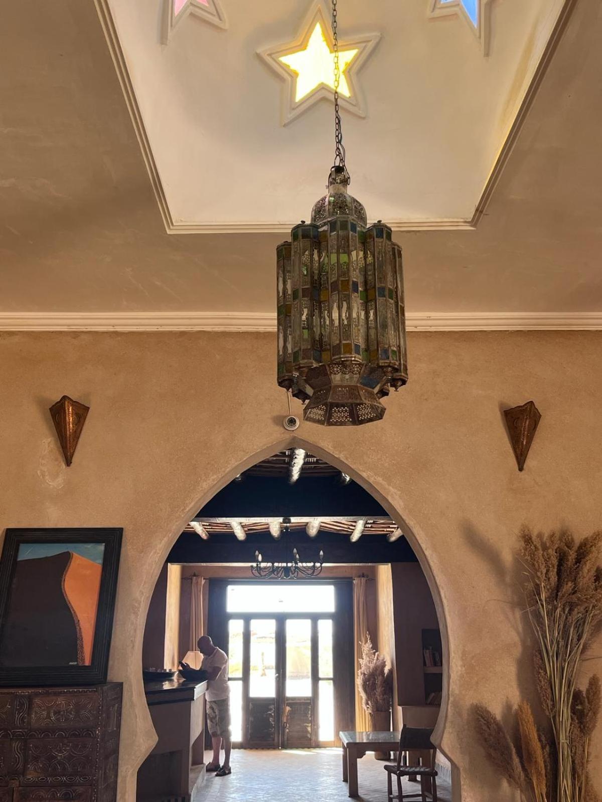 Riadsuerteloca Merzouga Hassilabied エクステリア 写真 The interior of the house