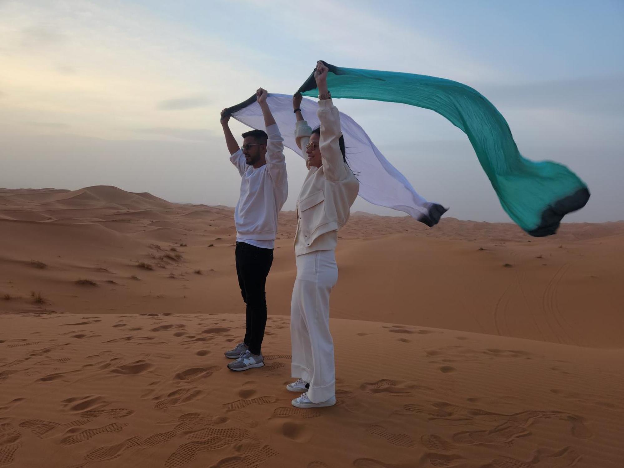 Riadsuerteloca Merzouga Hassilabied エクステリア 写真 The flag of the United Arab Emirates